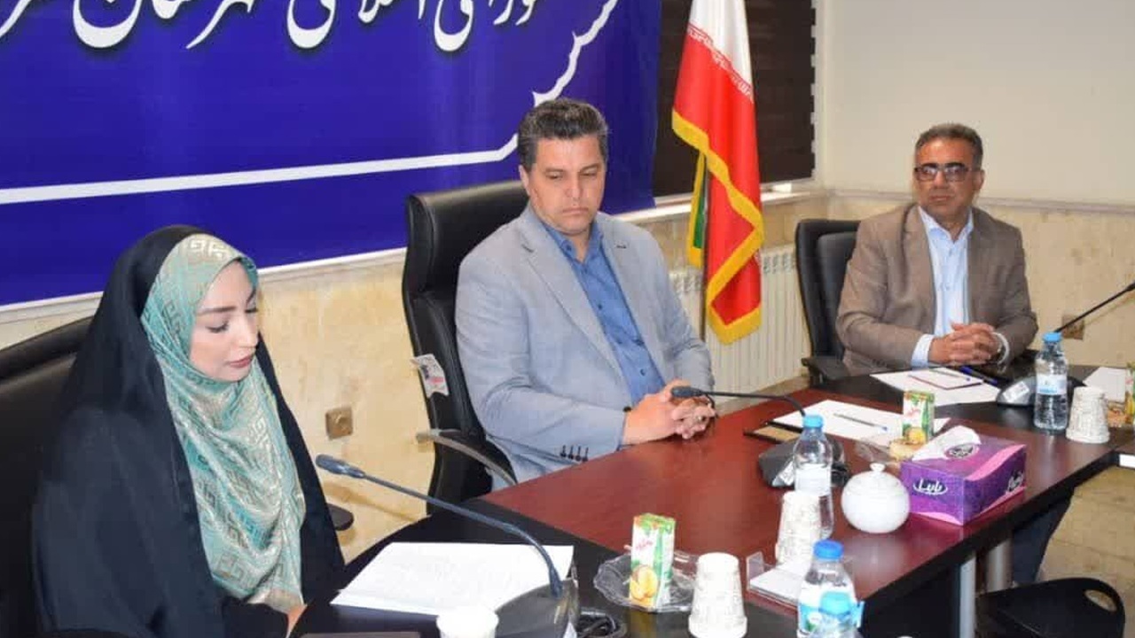 مدیران ناکارآمد باید از مسئولیتهای خود کنارهگیری کنند