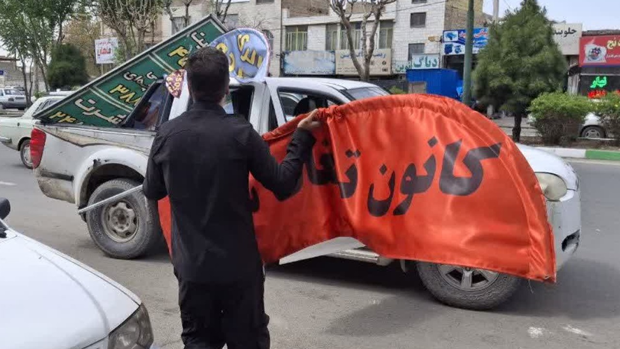 معابر عمومی ماهدشت از تبلیغات غیرمجاز پاکسازی میشود