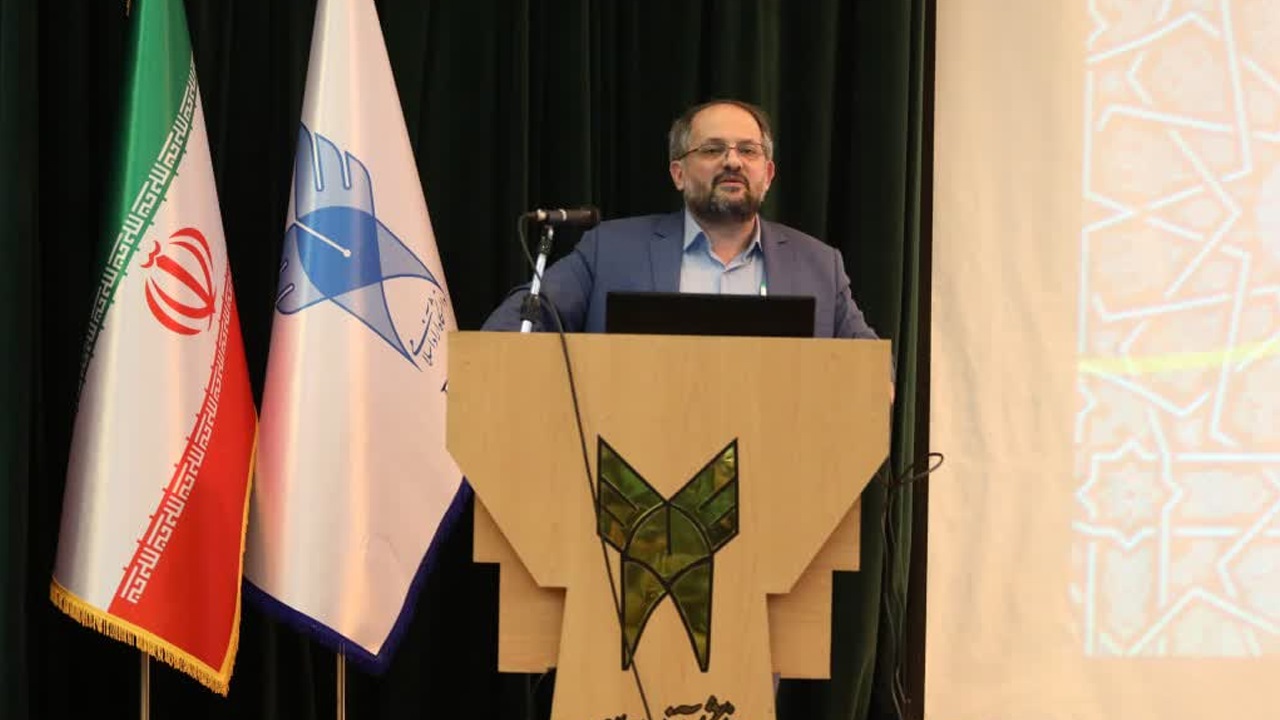 تمدن نوین اسلامی با مردمسالاری دینی از تمدن گذشته متمایز میشود