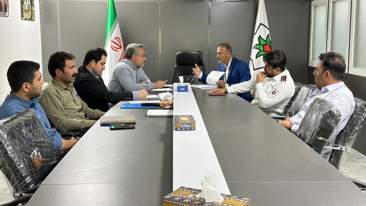 بوستان بانوان، مقصد احداث نخستین زمین چمن بانوان
