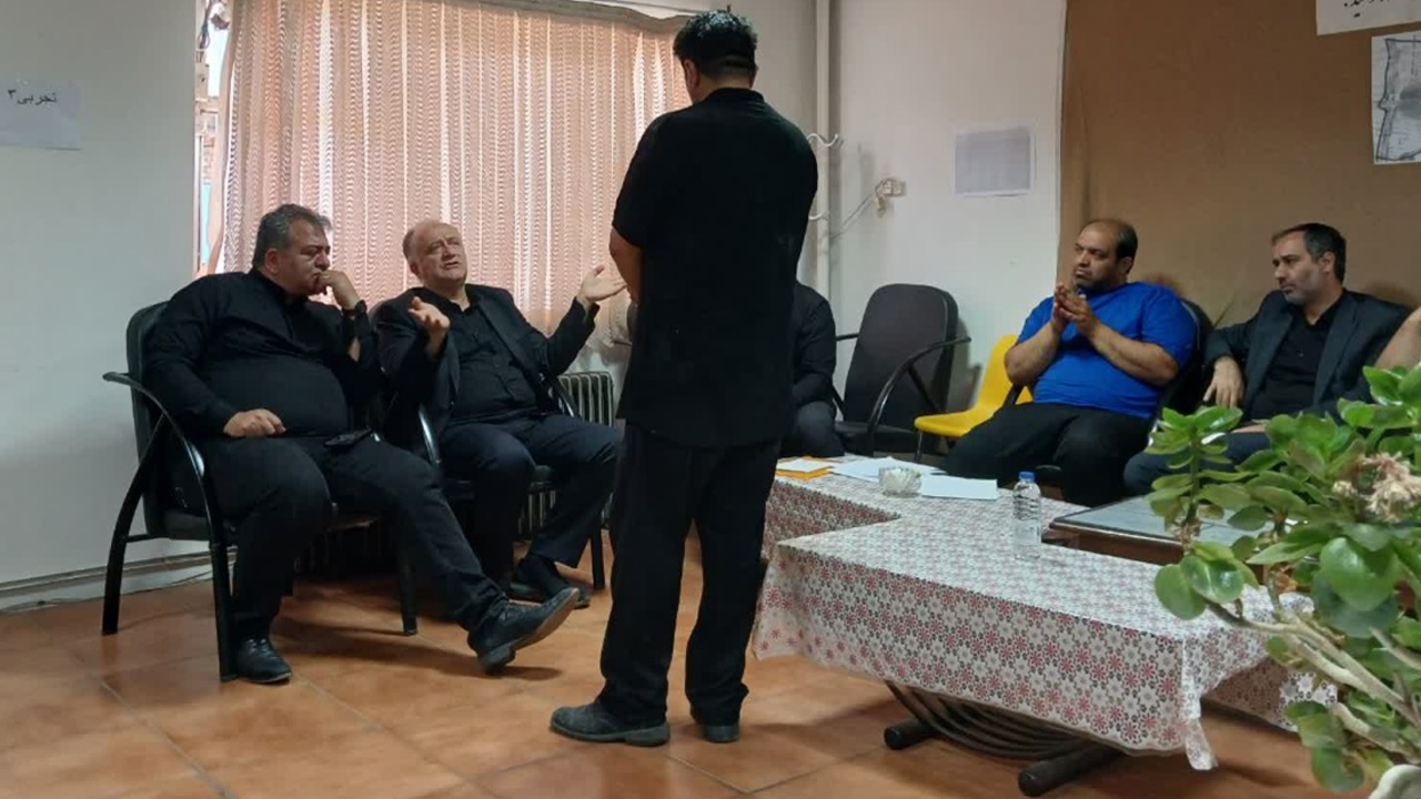 حملات دشمن، همبستگی مردم کرج را دوچندان کرد