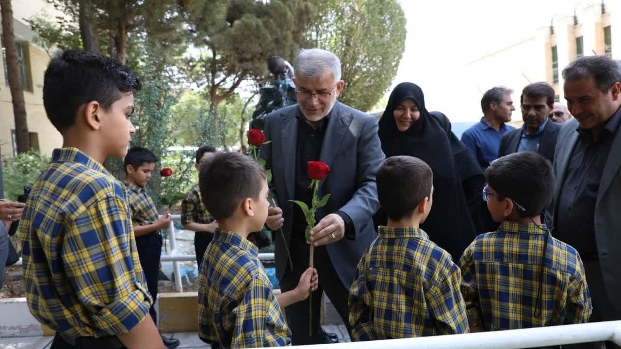 اجرای طرح «محب» گامی مؤثر در کاهش آسیبهای اجتماعی است