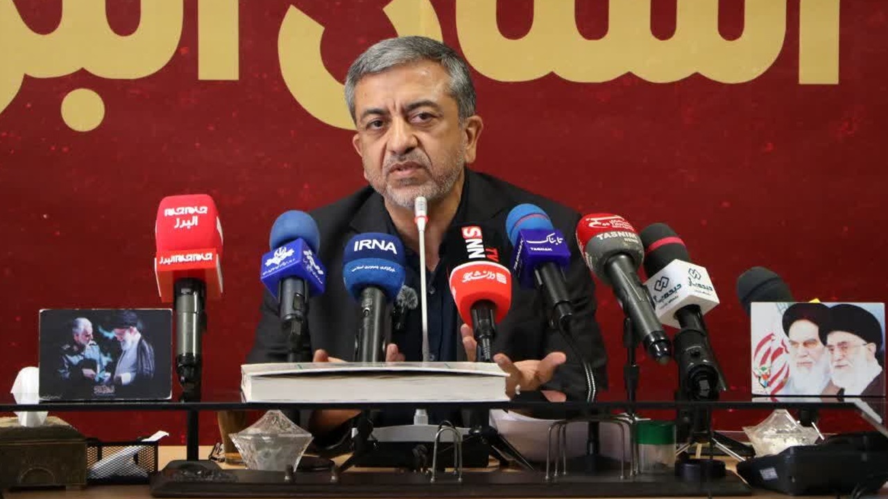 تیمهای مددکاری و حقوقی بنیاد شهید در حال خدمترسانیاند