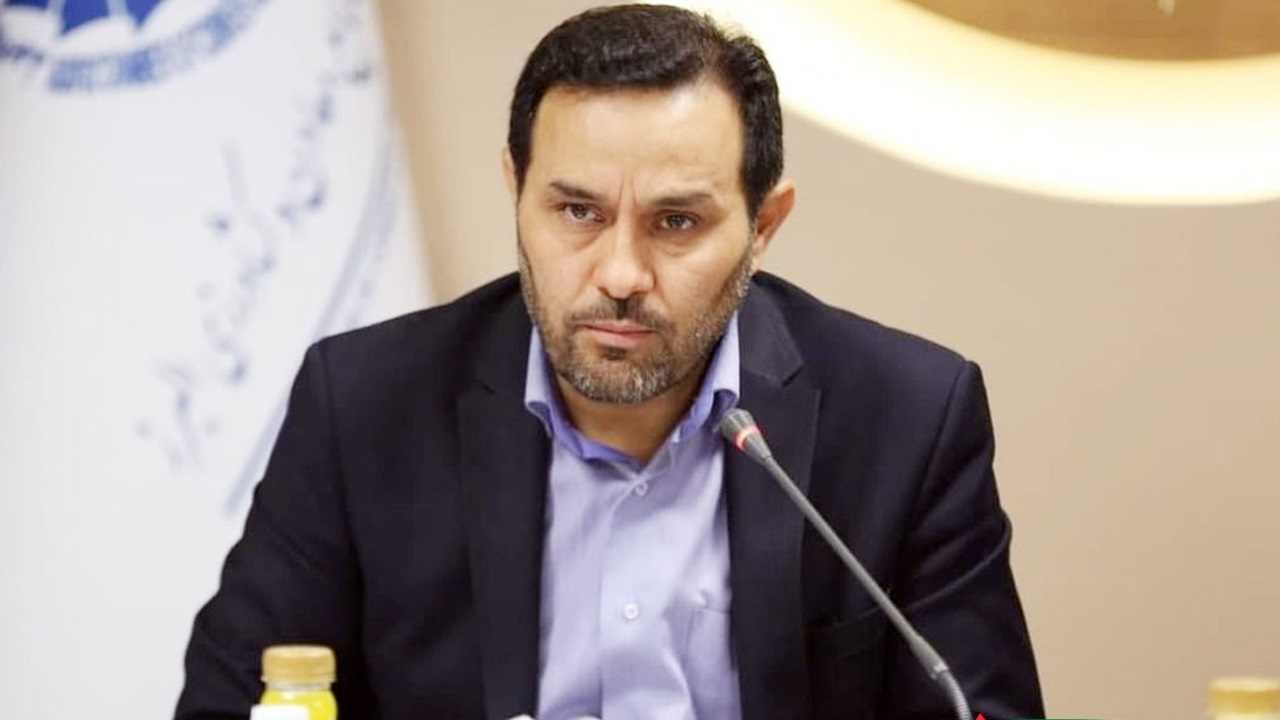 ترغیب صنایع البرز به نصب پنلهای خورشیدی و احداث نیروگاه مقیاس کوچک