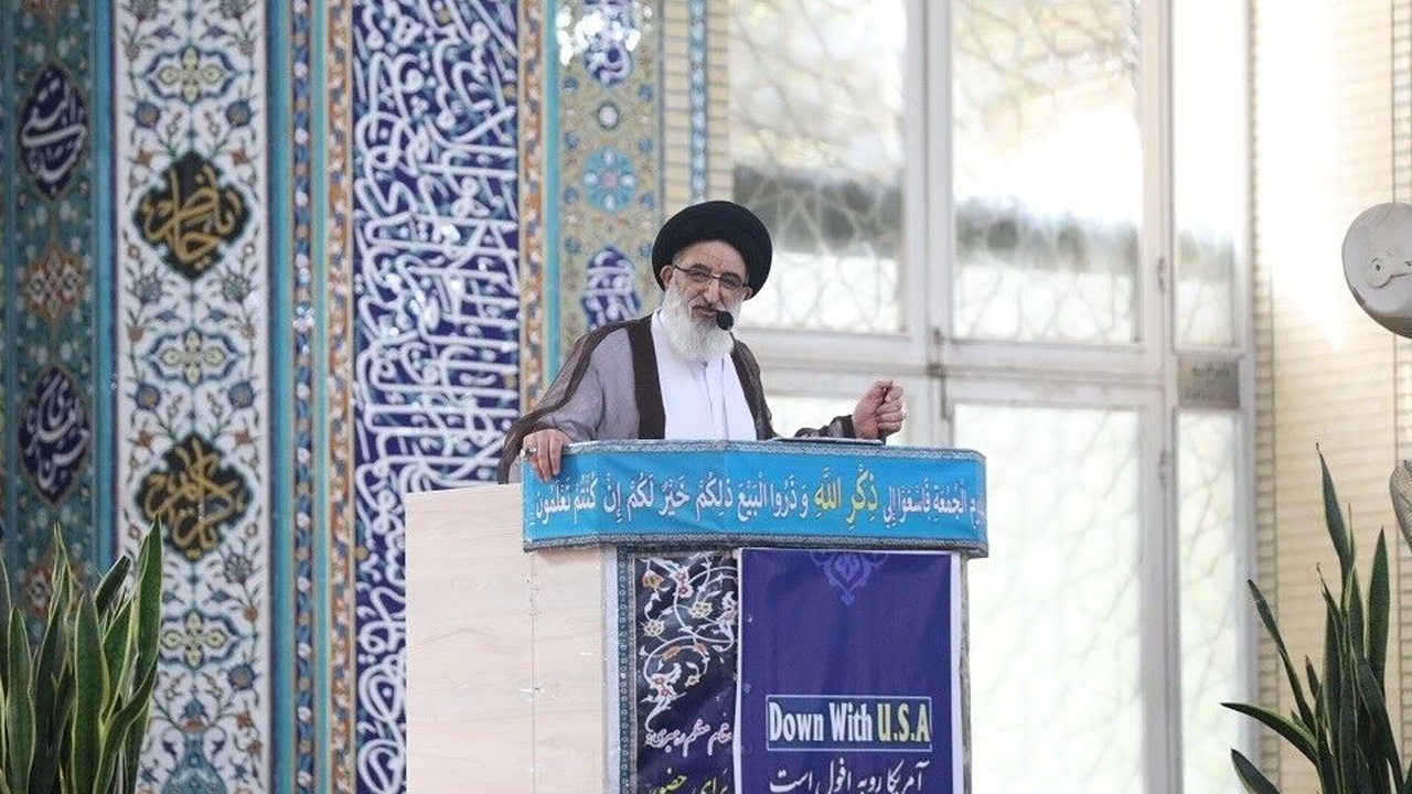 نظام اسلامی مردمپایه است و بدون حضور مردم پیش نمیرود