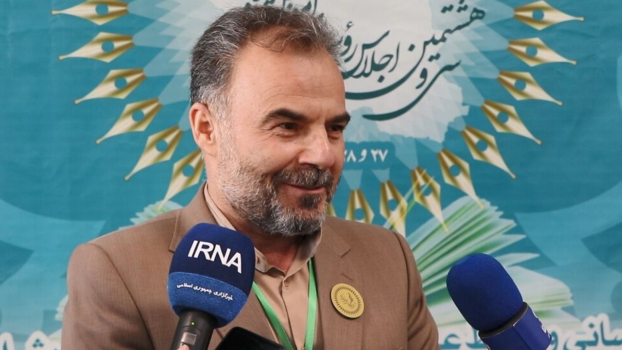 عدالت آموزشی با حذف مدارس کپری و تجهیز مناطق محروم محقق میشود